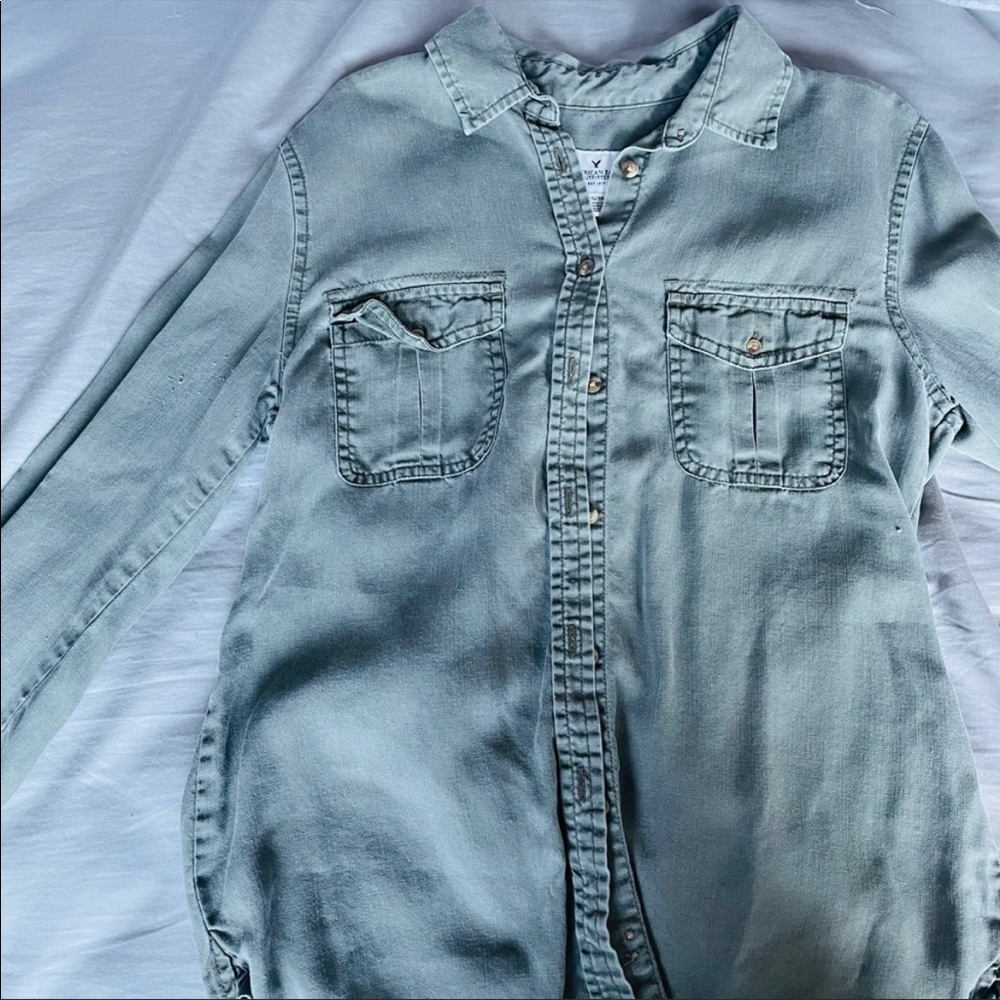 XS green button-up top from American Eagle